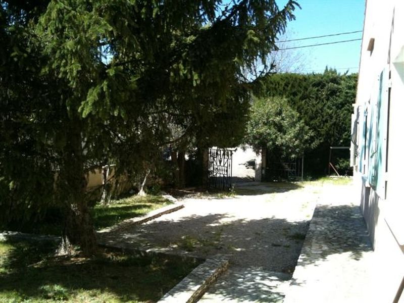 Villa  la fare les oliviers bouches du rhone  proximite centre ville cos residuel villa plain pied jardin garage