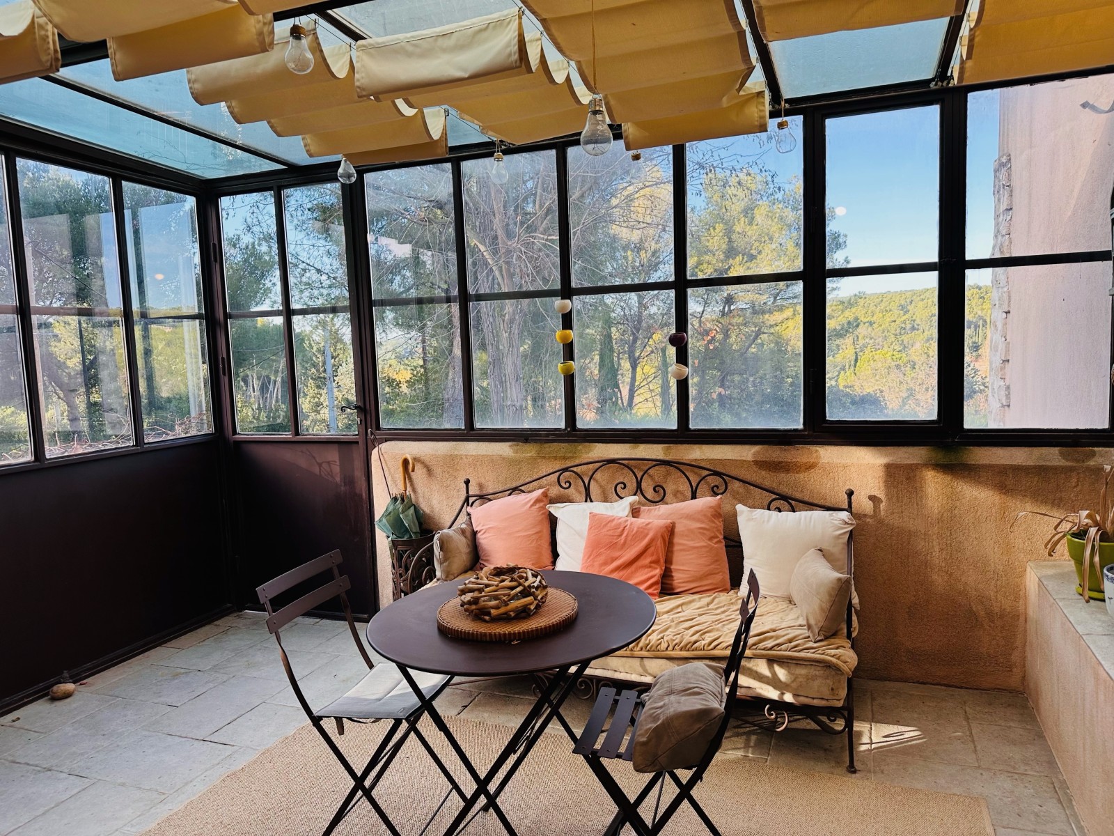 maison T6 à louer meublée à ventabren 13122