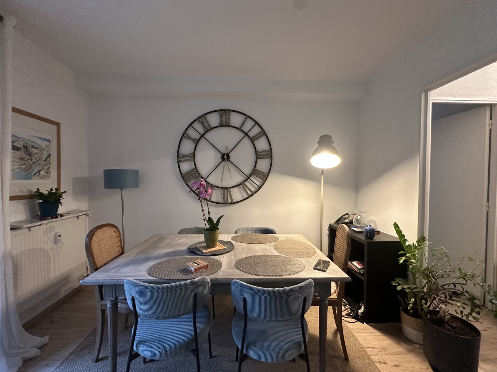 appartement en vente T3 aveue de la cible aix en provence dans résidence calme et entretenue