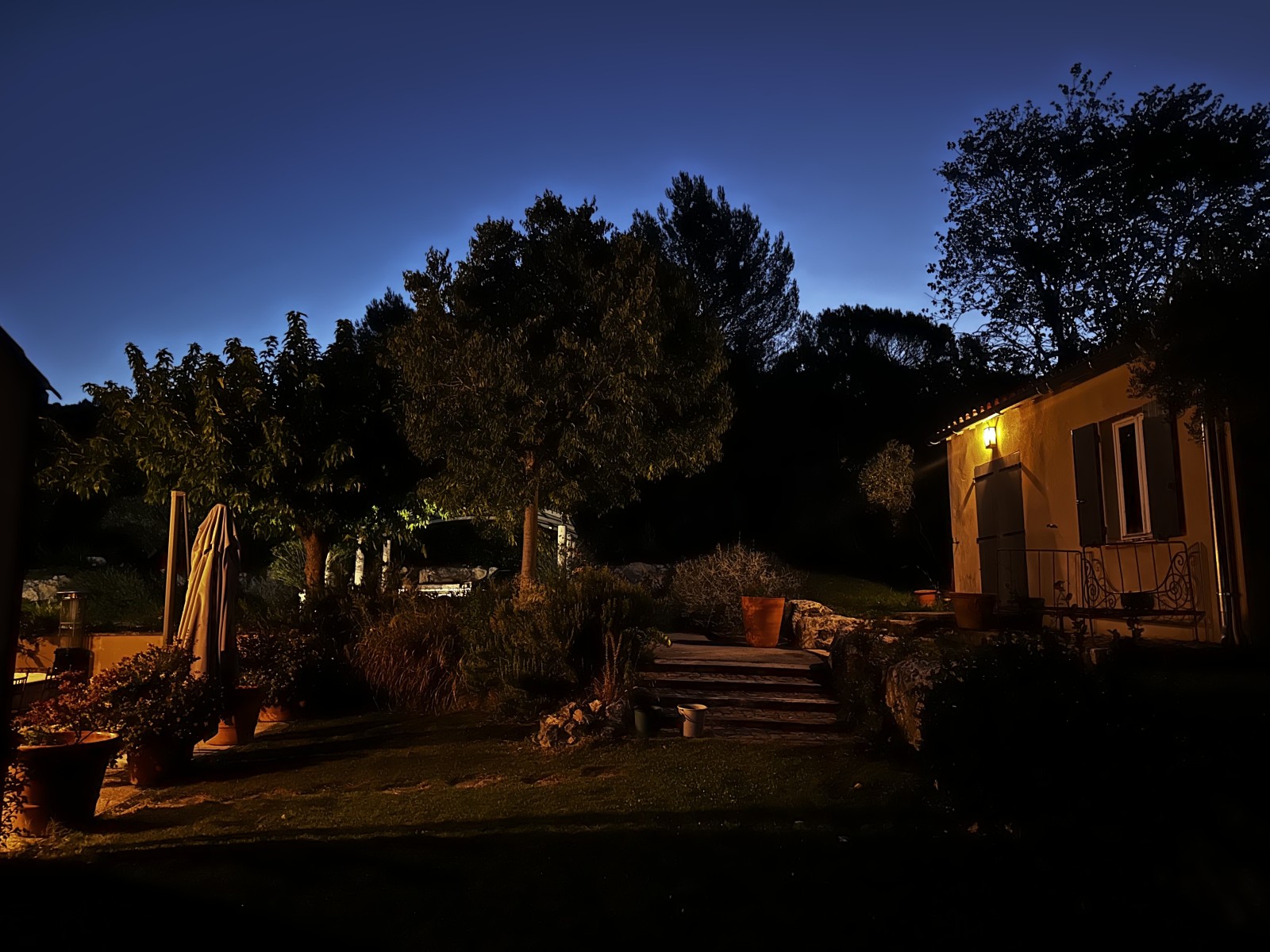 Maison à vendre à VENTABREN 4 chambres dans un environnement verdoyant