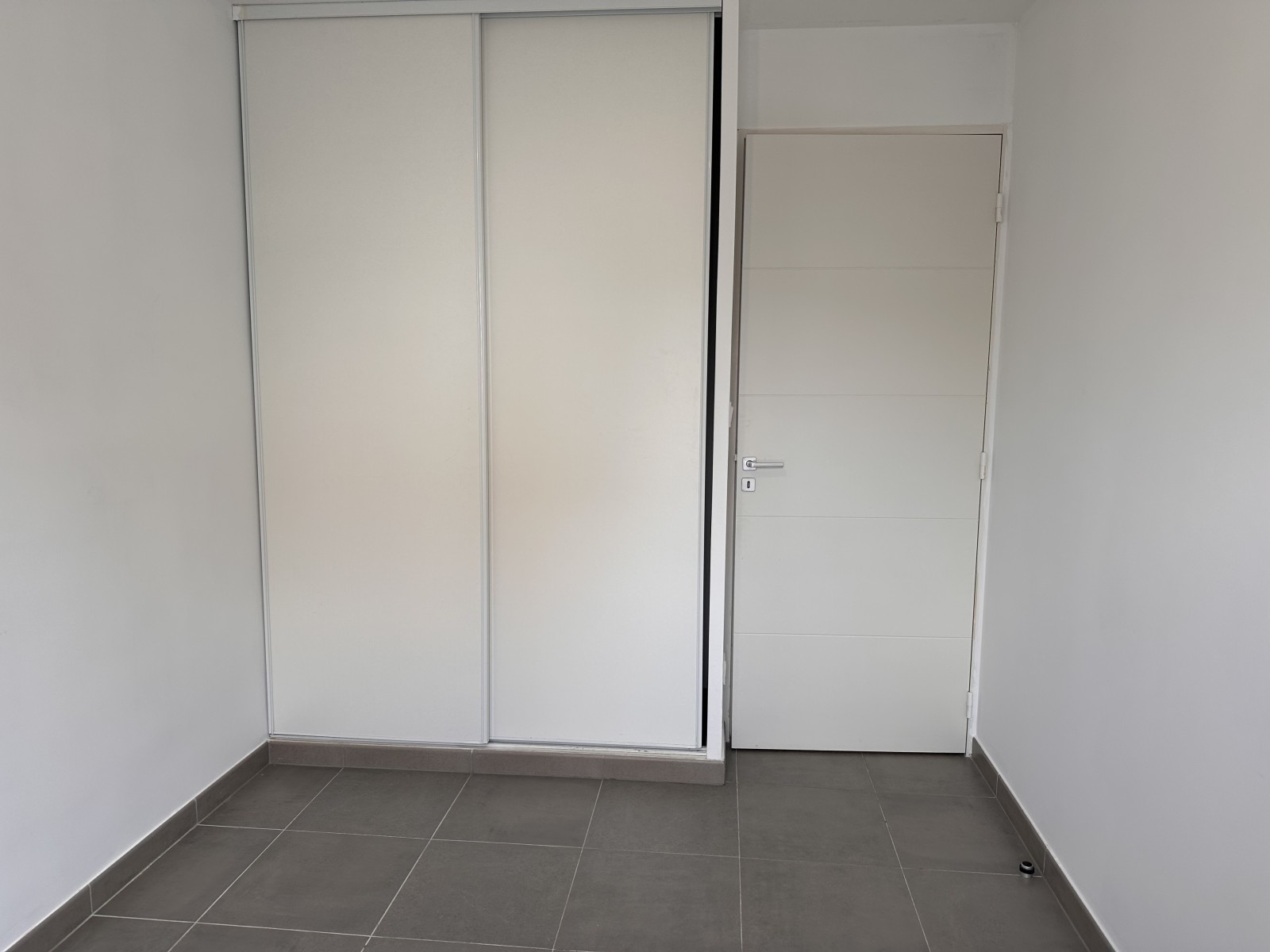 vitrolles appartement à vendre T3 2 chambres avec stationnement et balcon