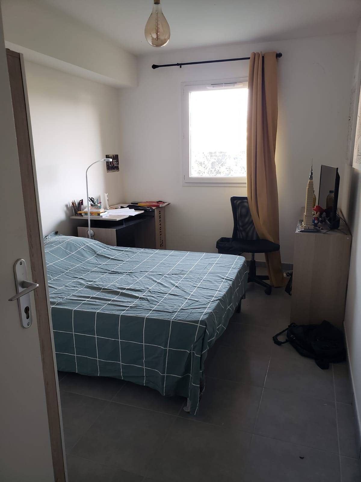 appartement  chambres avec garage à louer ventabren 13122