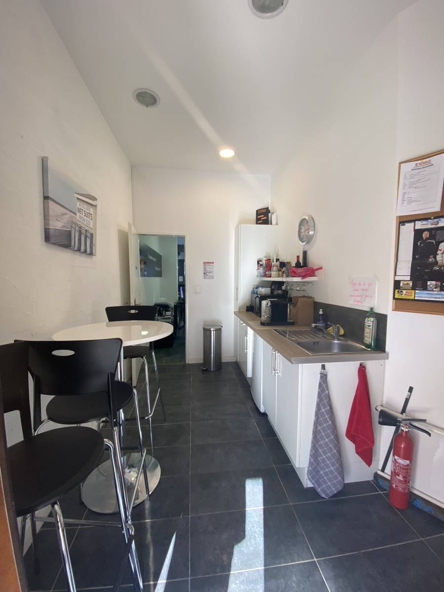 local commercial à louer aix en provence proche gare sncf 13100