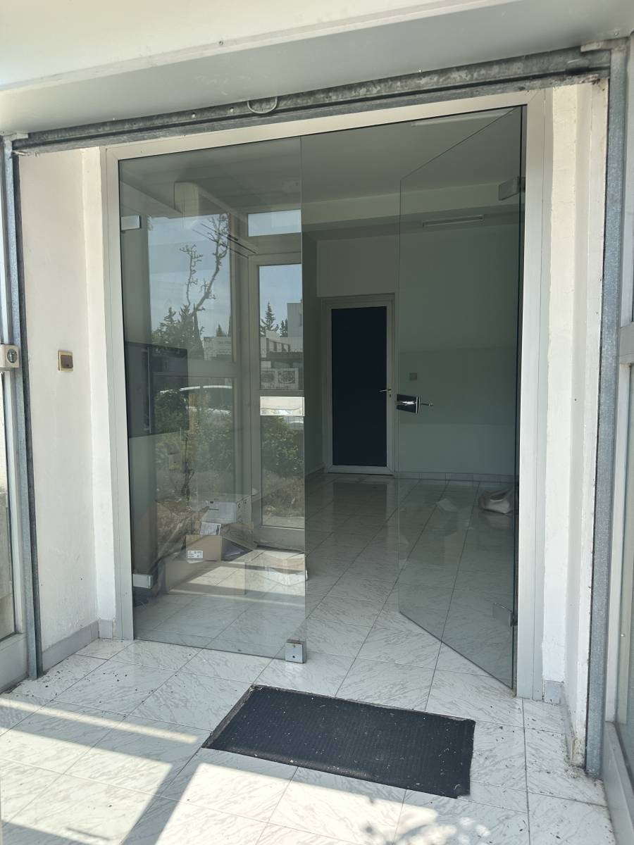 location entrepôt et bureaux climatisés à velaux 13880