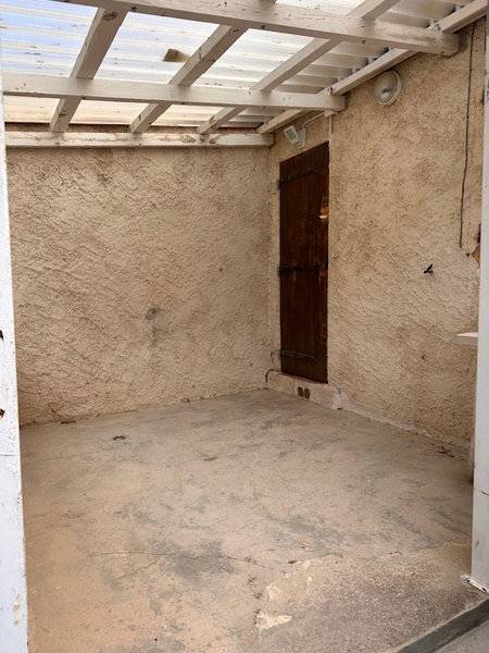 maison de ville à vendre ventabren avec terrasse et travaux de réhabilitation