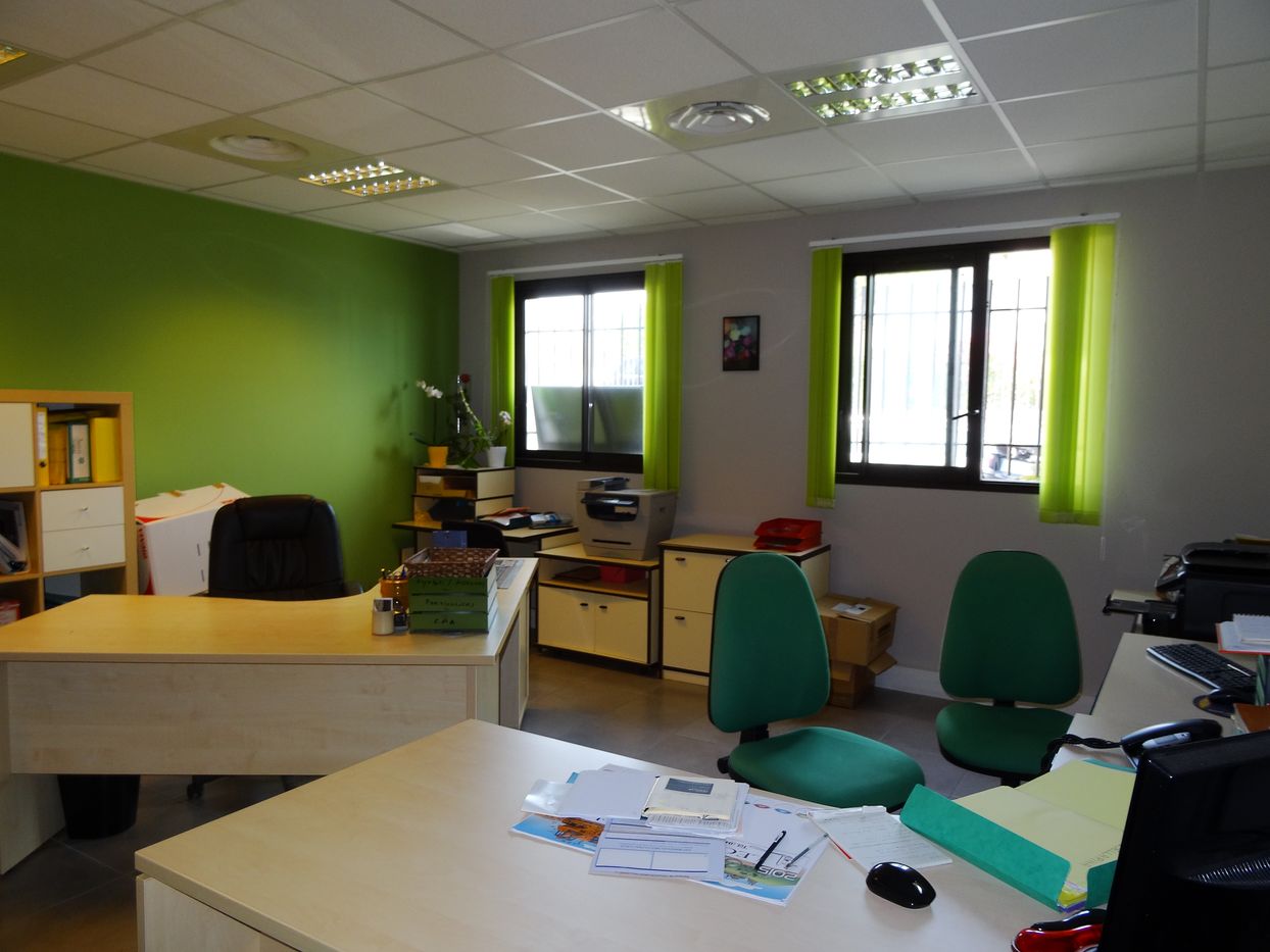 bureaux eguilles à louer 13510