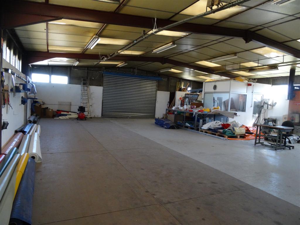 Entrepôt  Rognac  Zone industrielle les pins Proximité immédiate de la RN 113