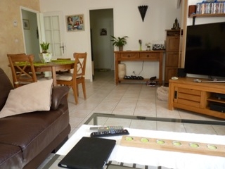 velaux maison avec jardin et garageT4 3 chambres tres bon etat