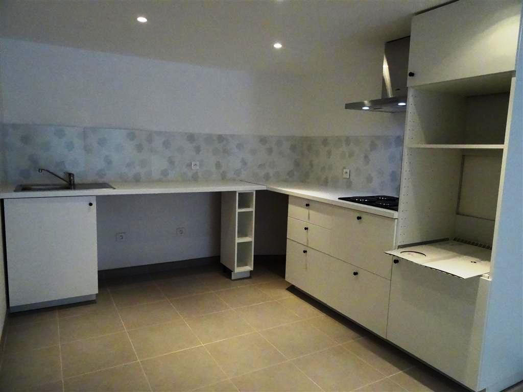 cuisine équipée d'un T2 à marseille 6ème arrondissement