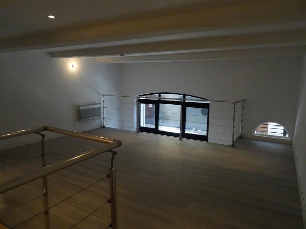 mezzanine bureau d'un appartement T2