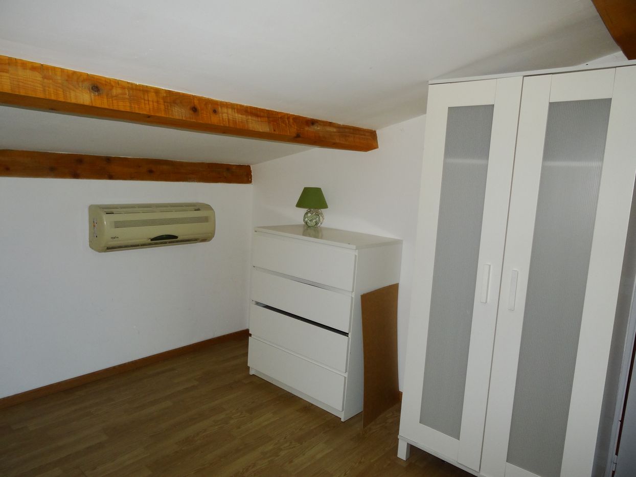 T2 meublé à louer à LA FARE LES OLIVIERS département 13