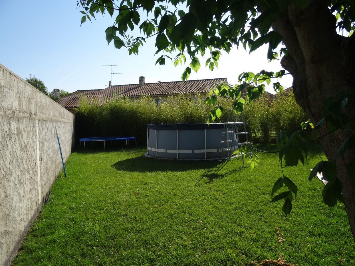 maison plein pied  velaux  lotissement calme excellent etat et remis aux normes