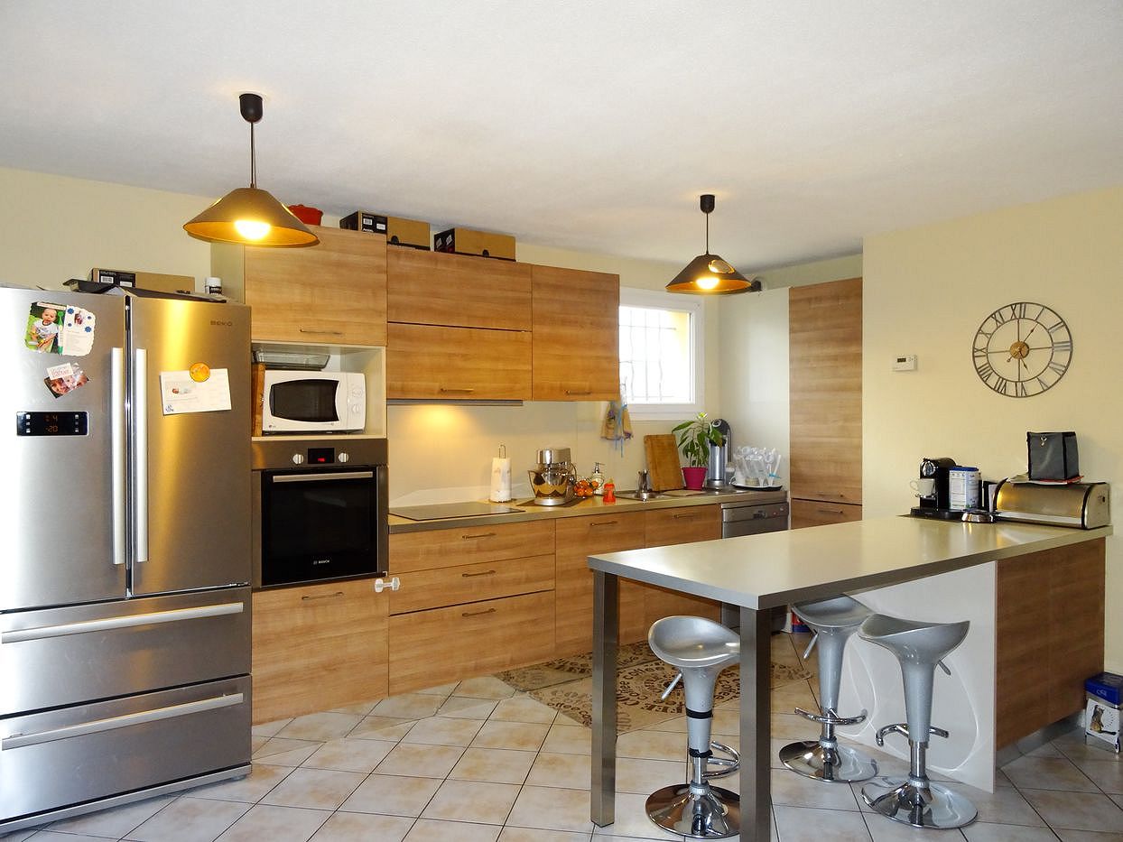 cuisine équipée d'un T3 duplex en vente à velaux 13880
