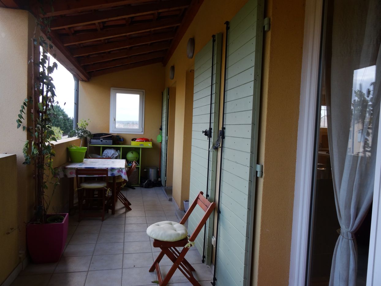 balcon d'un très beau T3 en vente à velaux 13880 proche collège roquepertuse