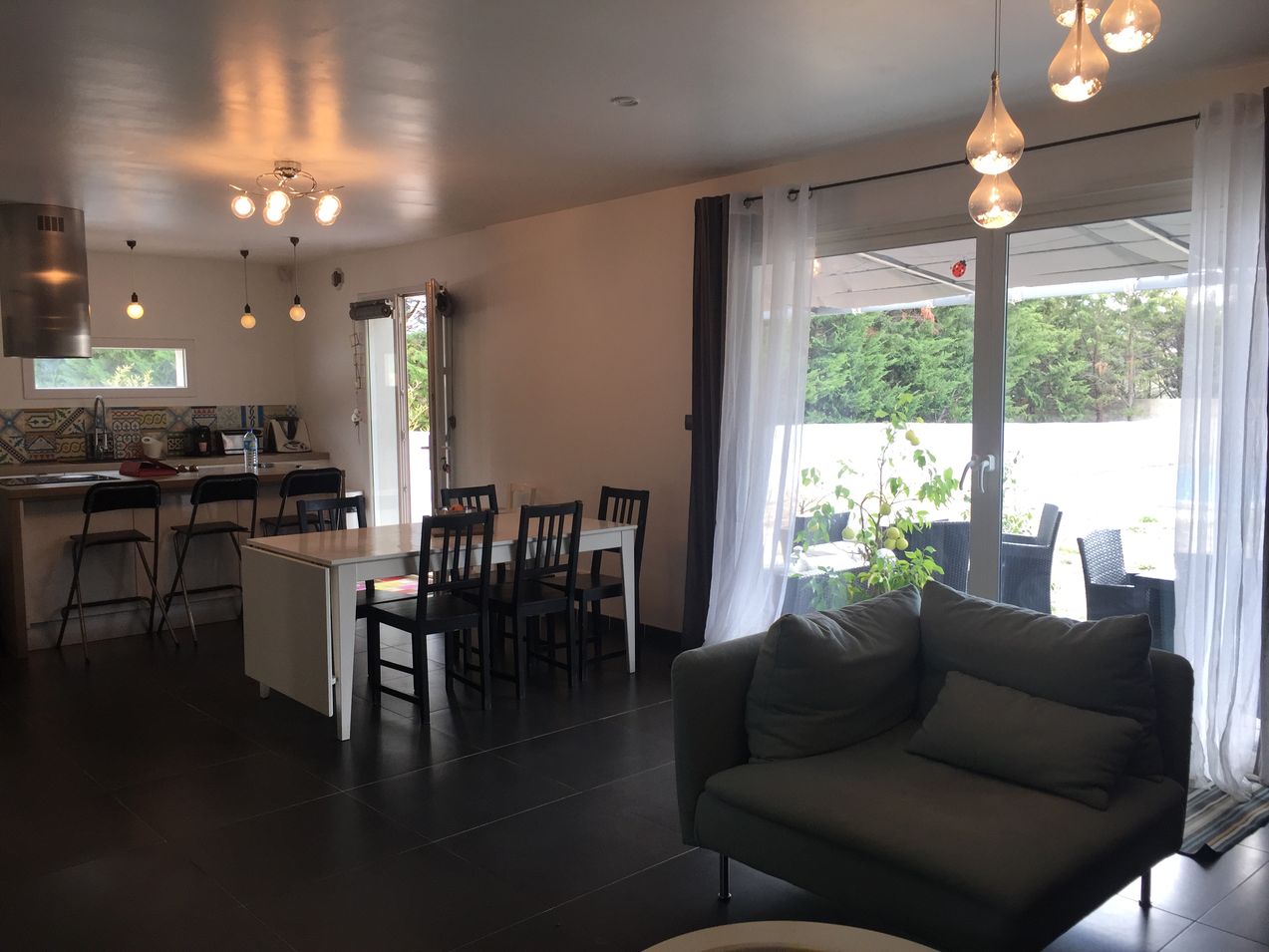 maison T4 avec jardin et garage  ventabren   maison récente en excellent état