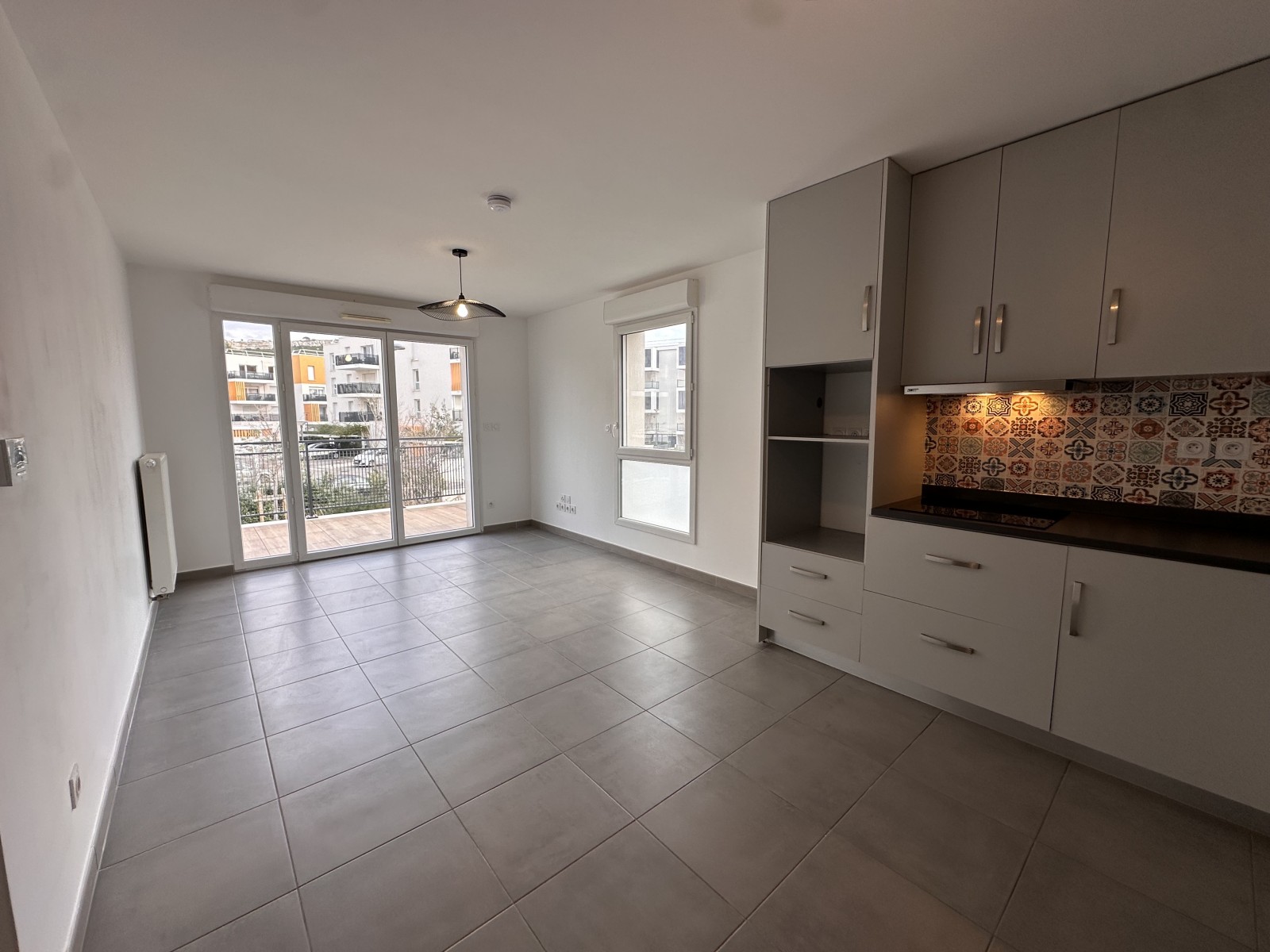 T3 à vendre à vitrolles proche écoles et commerce au bord de la réserve naturelle 13127