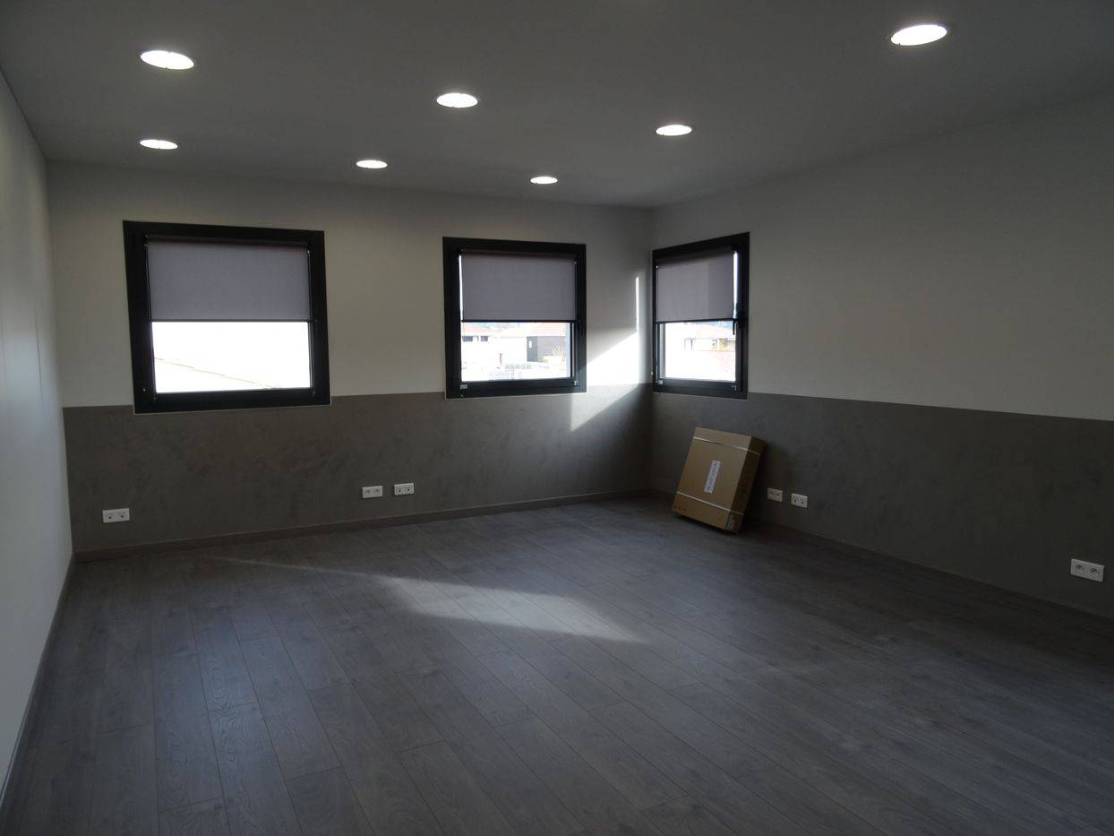 bureau climatisé disponible janvier 2023 velaux