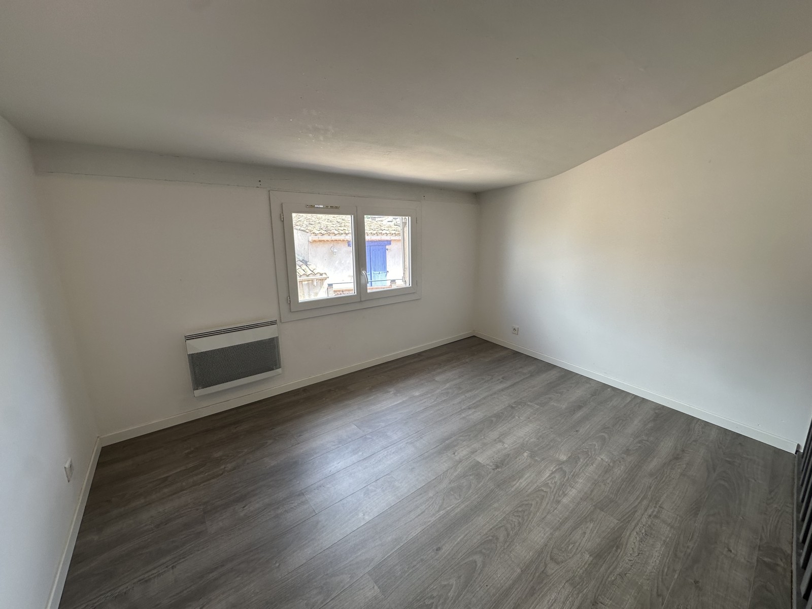 Maison de village au cœur du centre ancien à Velaux