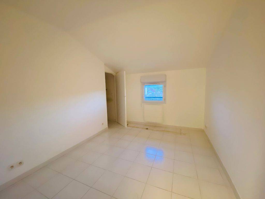 location appartement T3 2 chambres ouc bel air 13320