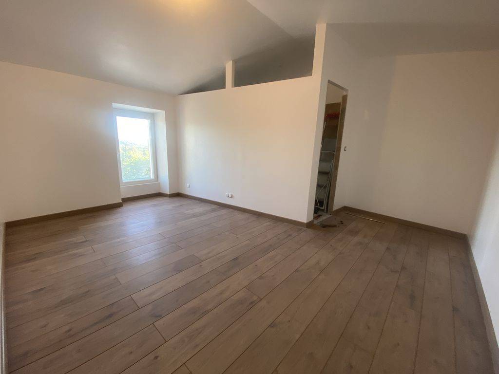 maison de village ventabren 2 chambres bureau avec terrasse