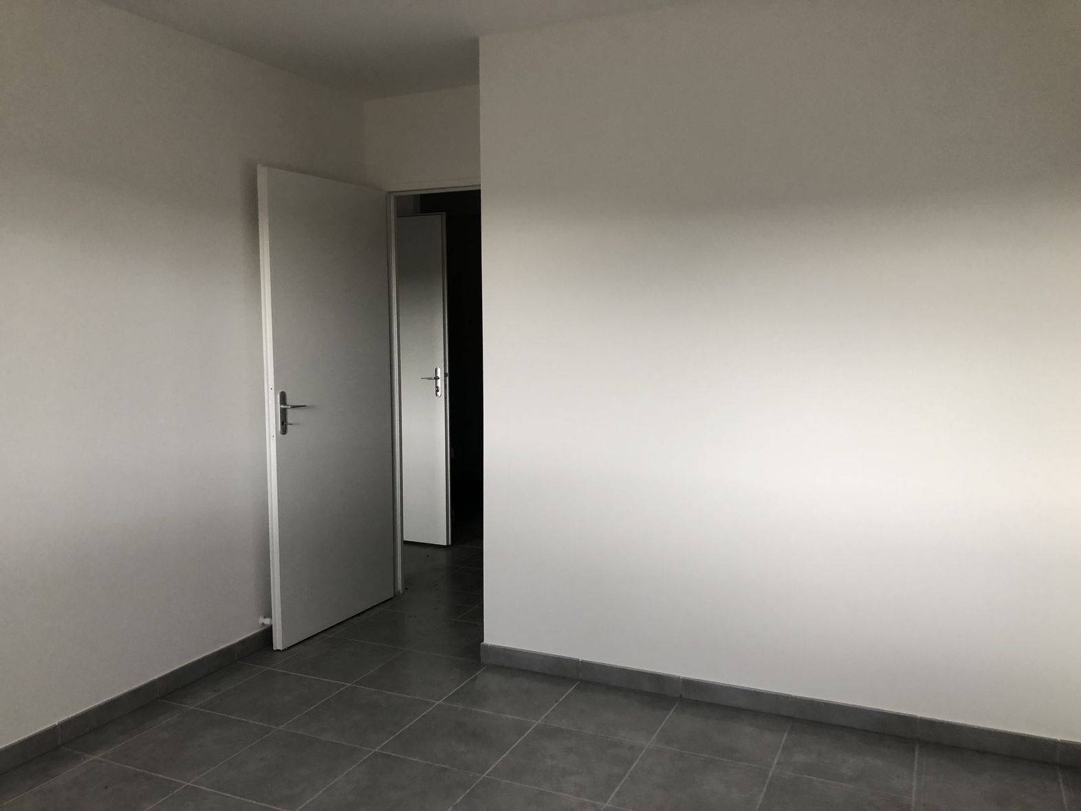 ventabren 13122 appartement T4 3 chambres à vendre