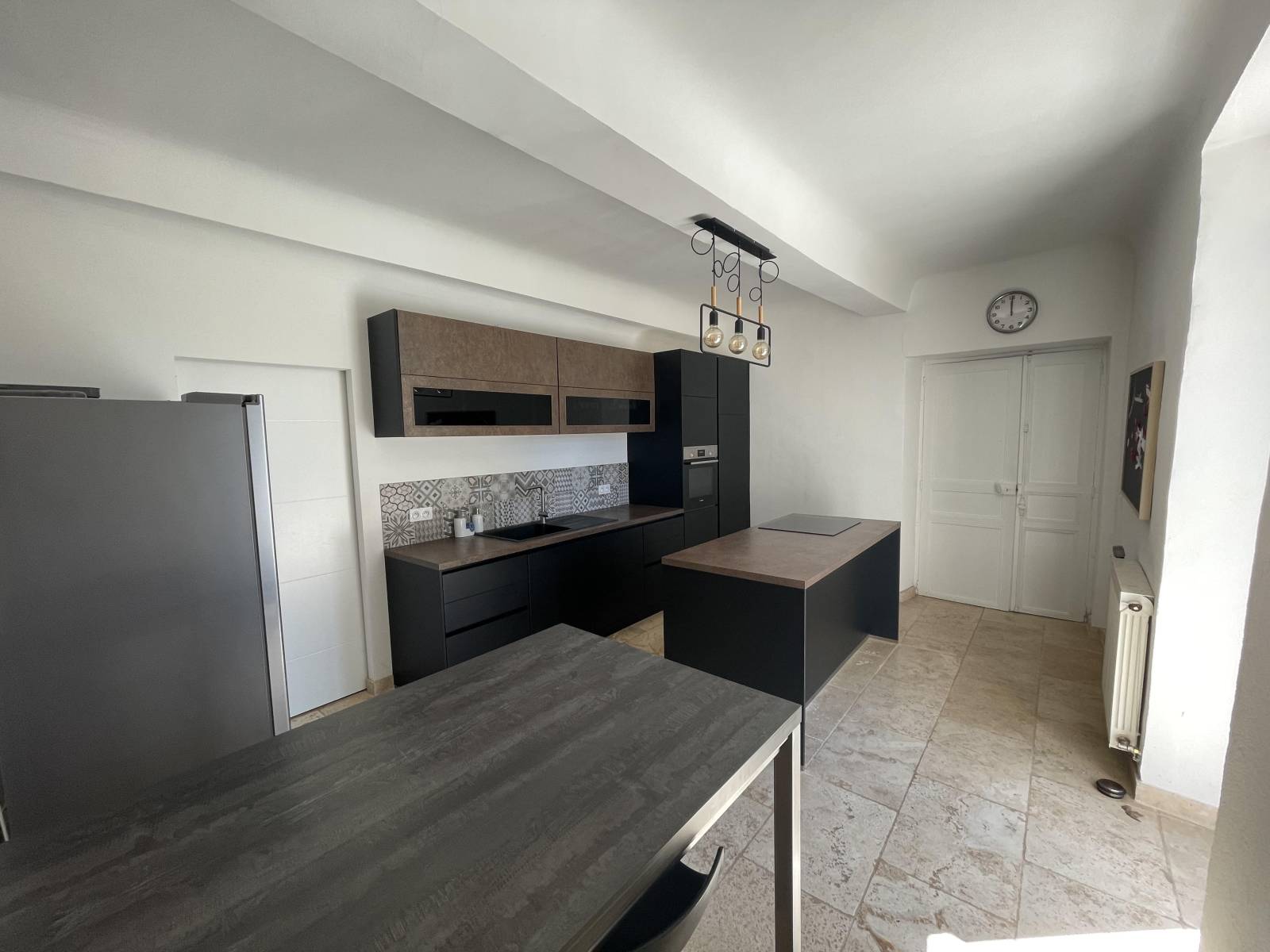 Maison meublée avec 5 chambres à louer à COUDOUX