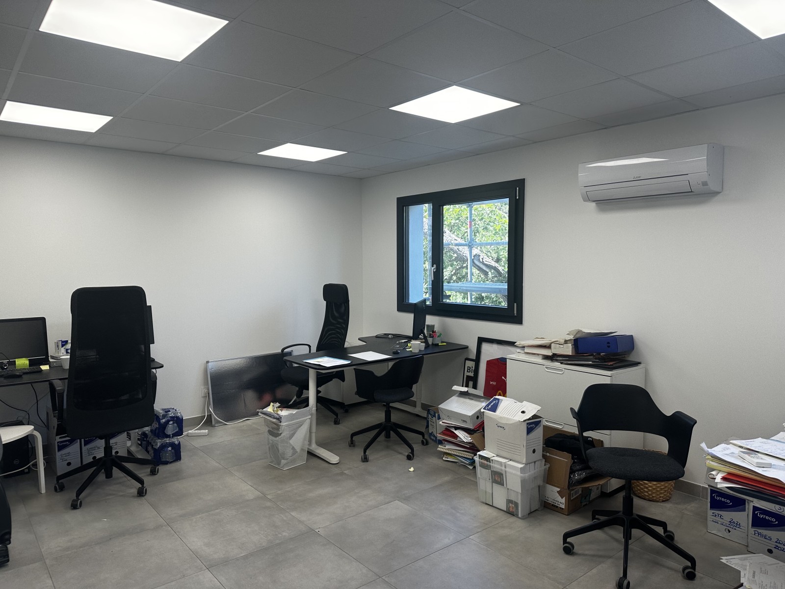 Bureau ou local professionnel à louer à velaux
