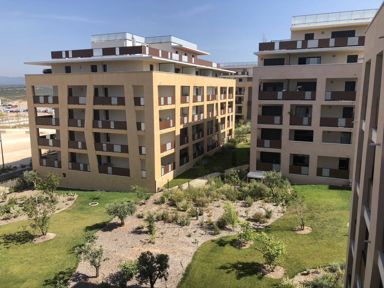 Appartement  aix en provence  la duranne excellent état