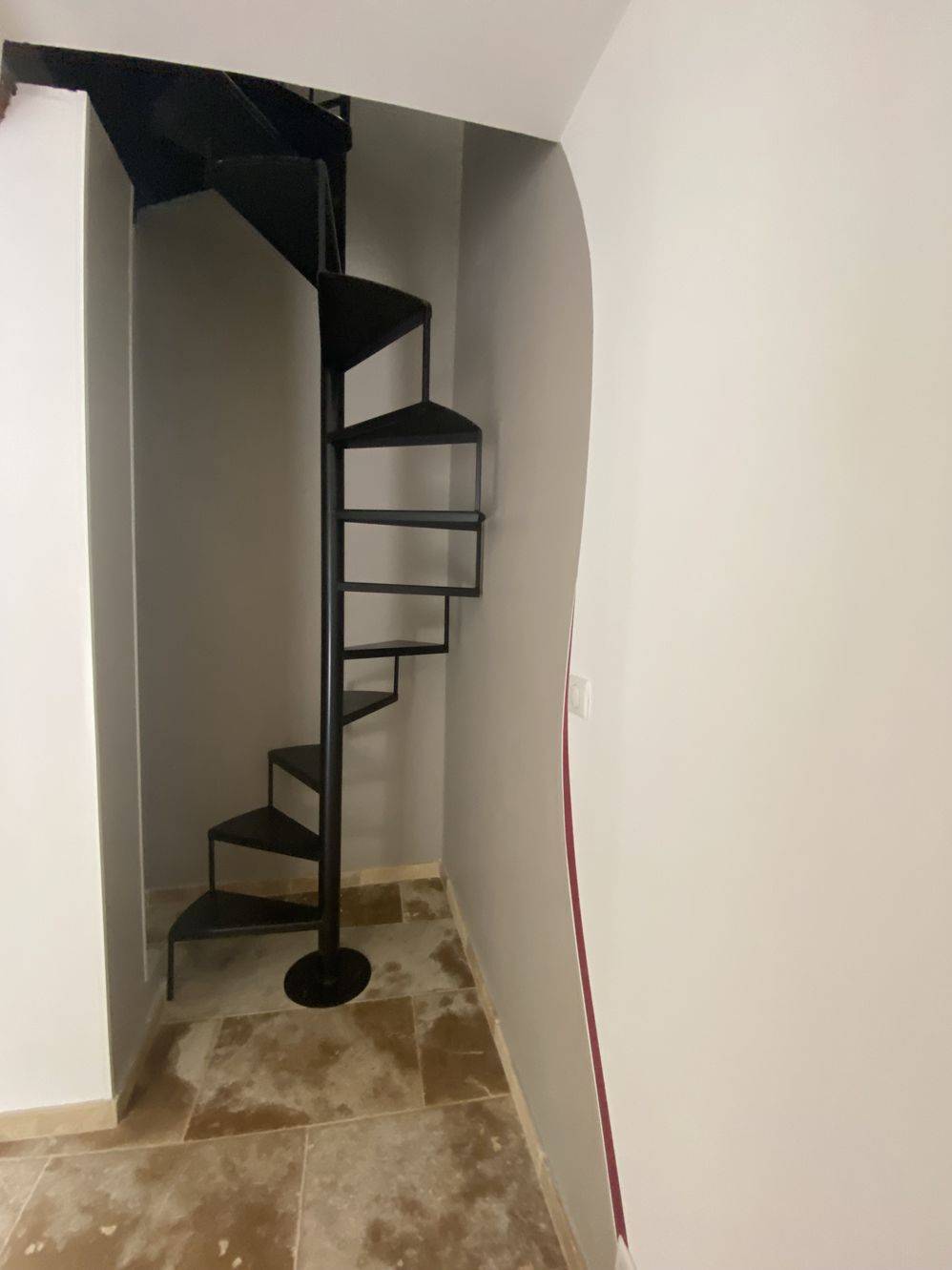 location T2 avec terrasse garage et stationnement ventabren