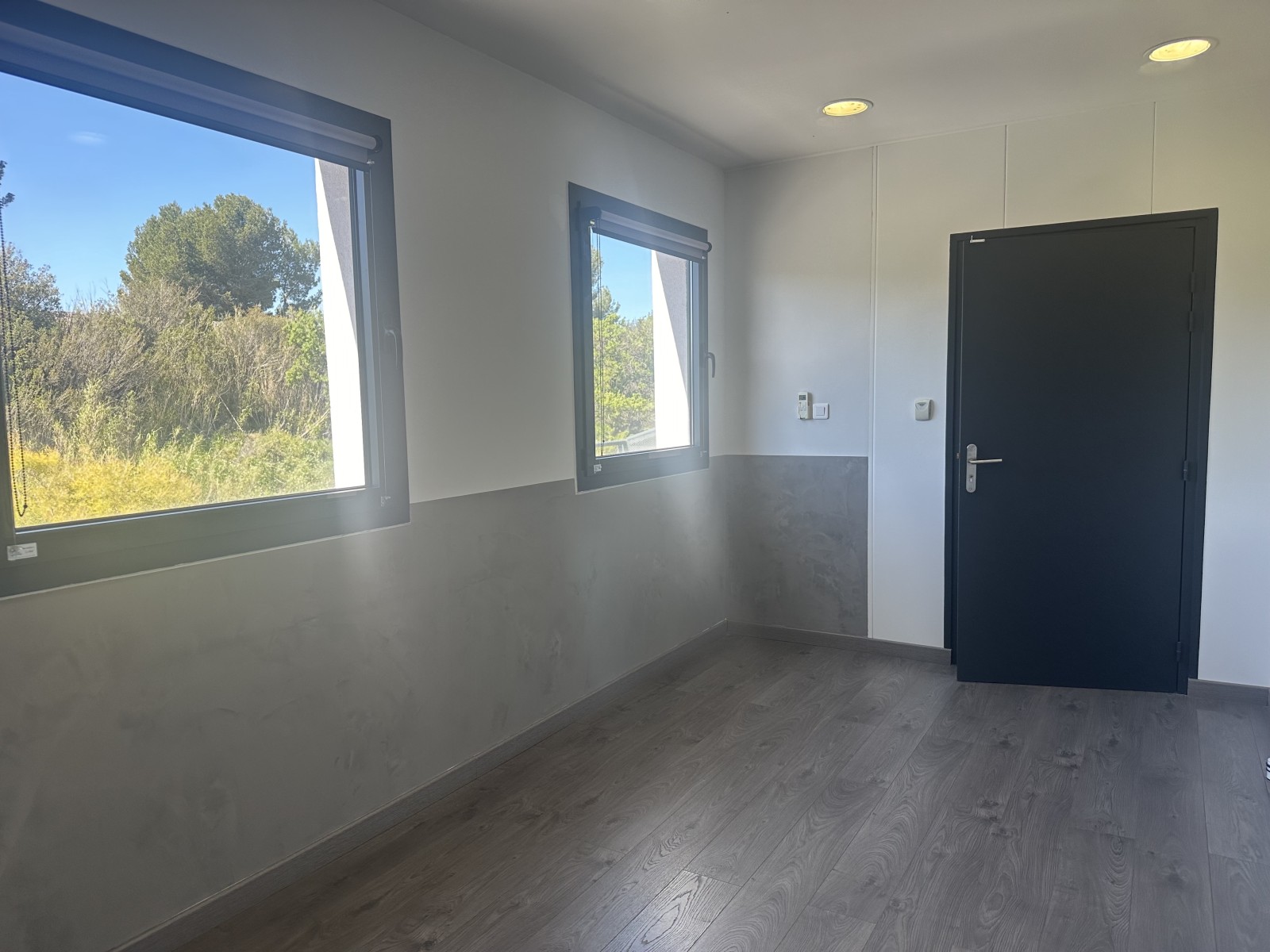 louer un bureau pour son activité professionnelle à velaux avec parking