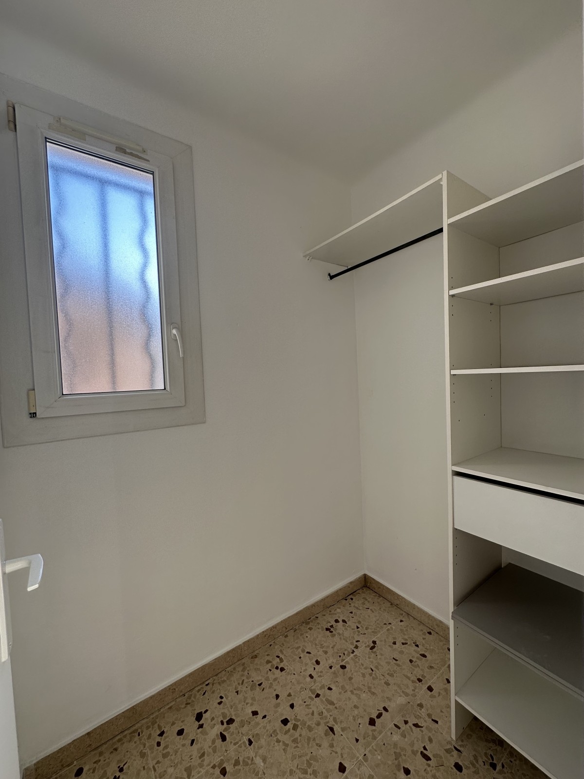 Maison T4 mitoyenne avec garage et jardin disponible à Marignane