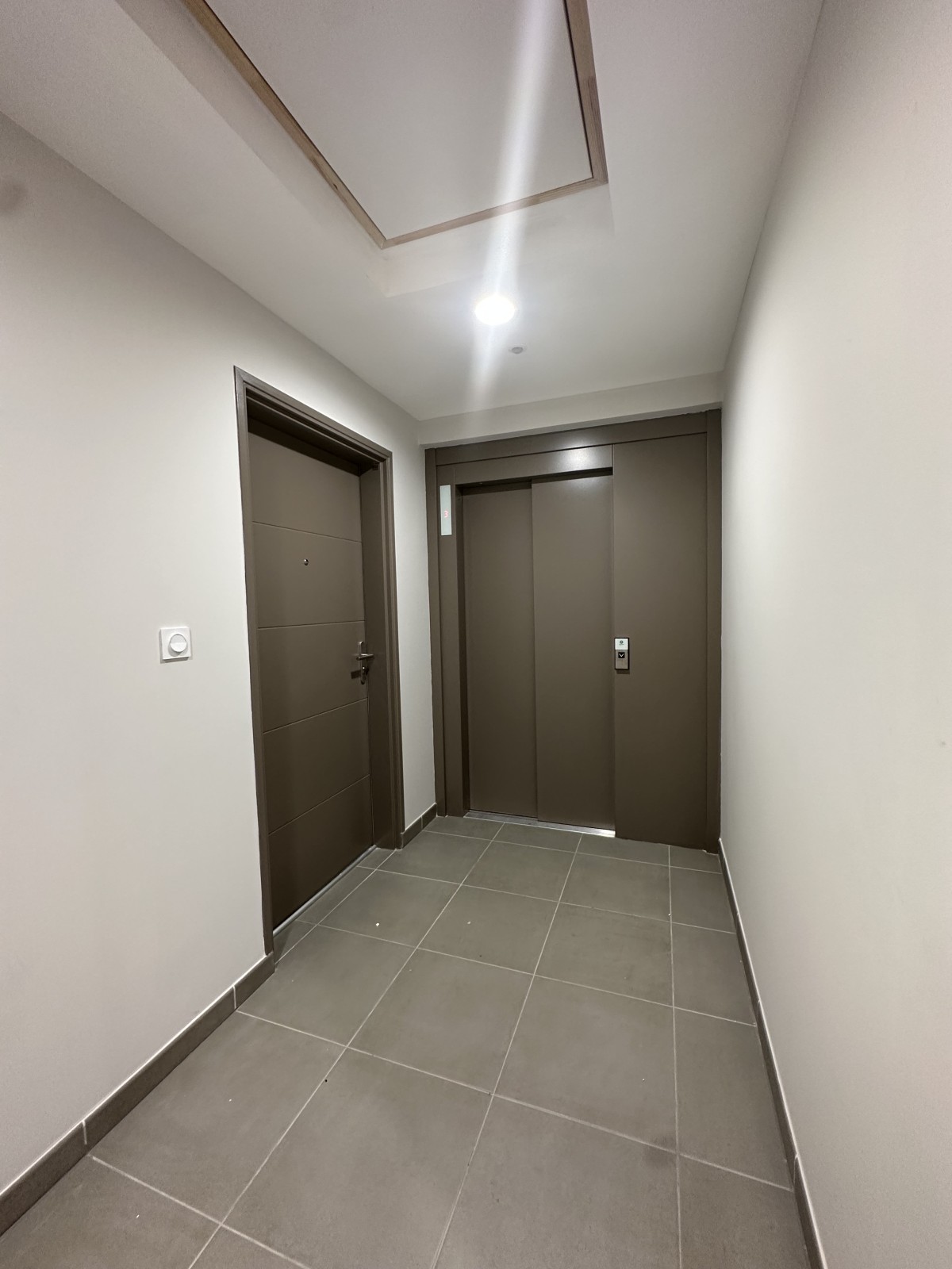 au 3ème et dernier étage appartement à louer aix en provence T2 1 chambre