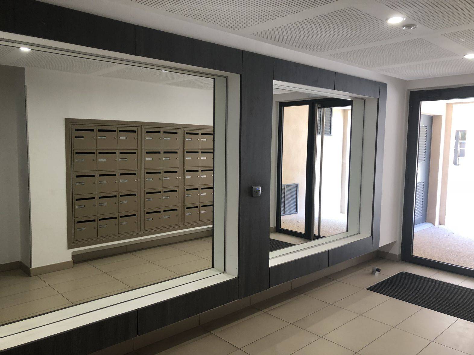 Appartement  aix en provence  la duranne excellent état