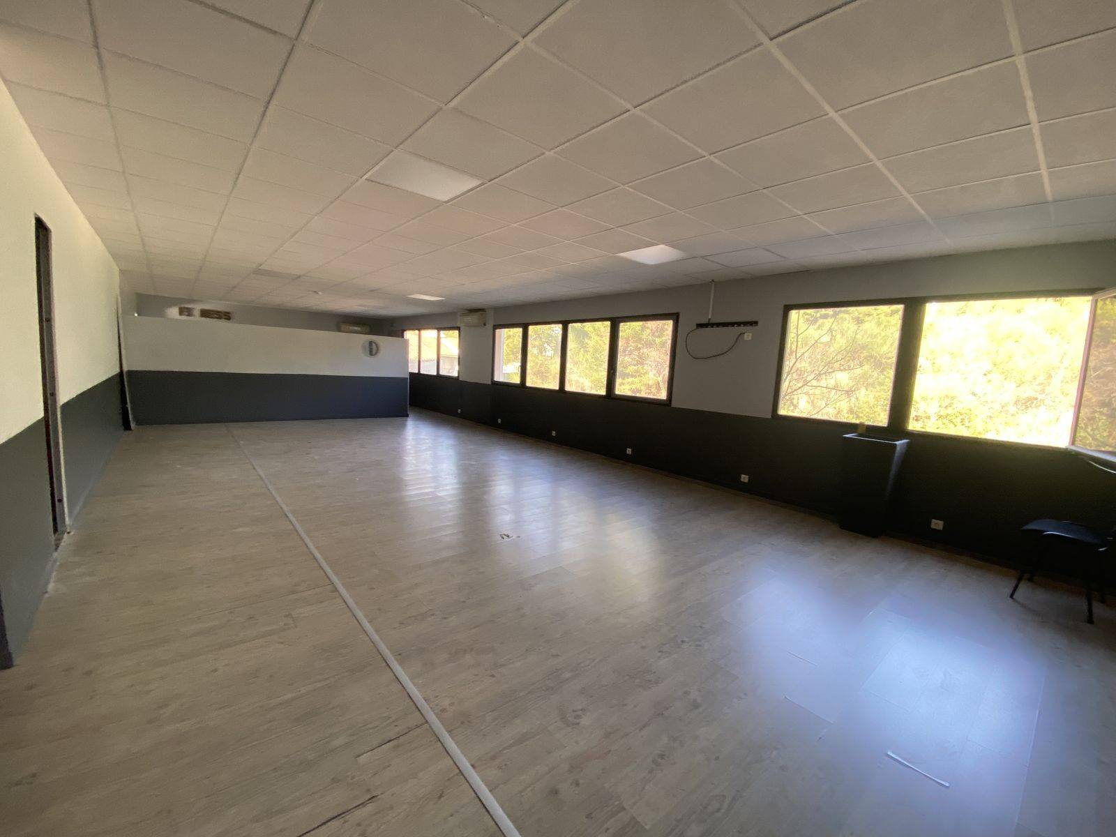 louer des bureaux à vitrolles climatisés 13127