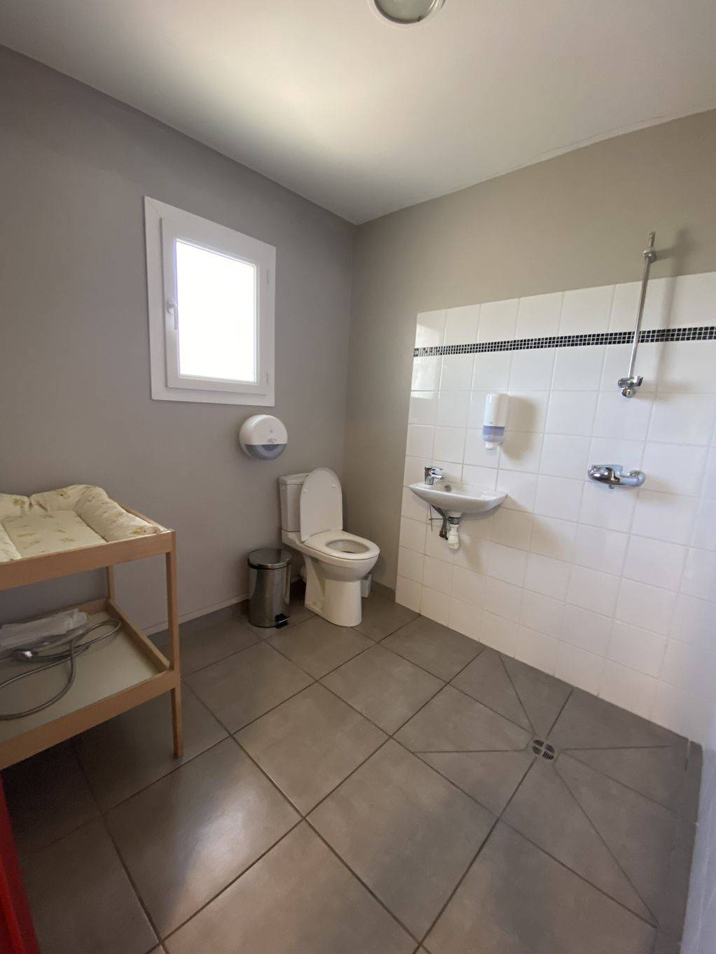 locaux accessibles PMR à louer velaux