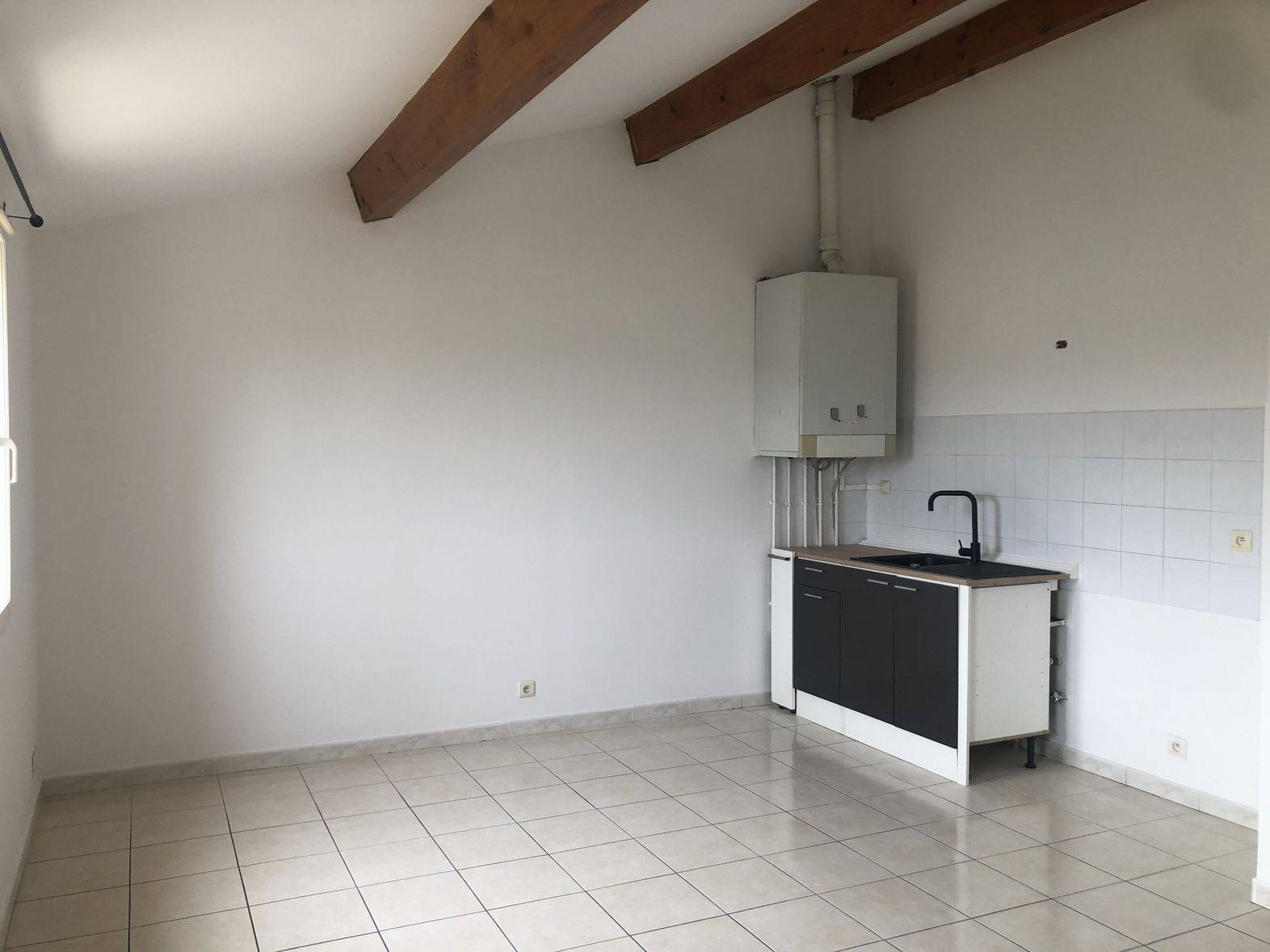 appartement avec terrasse à louer velaux 13880