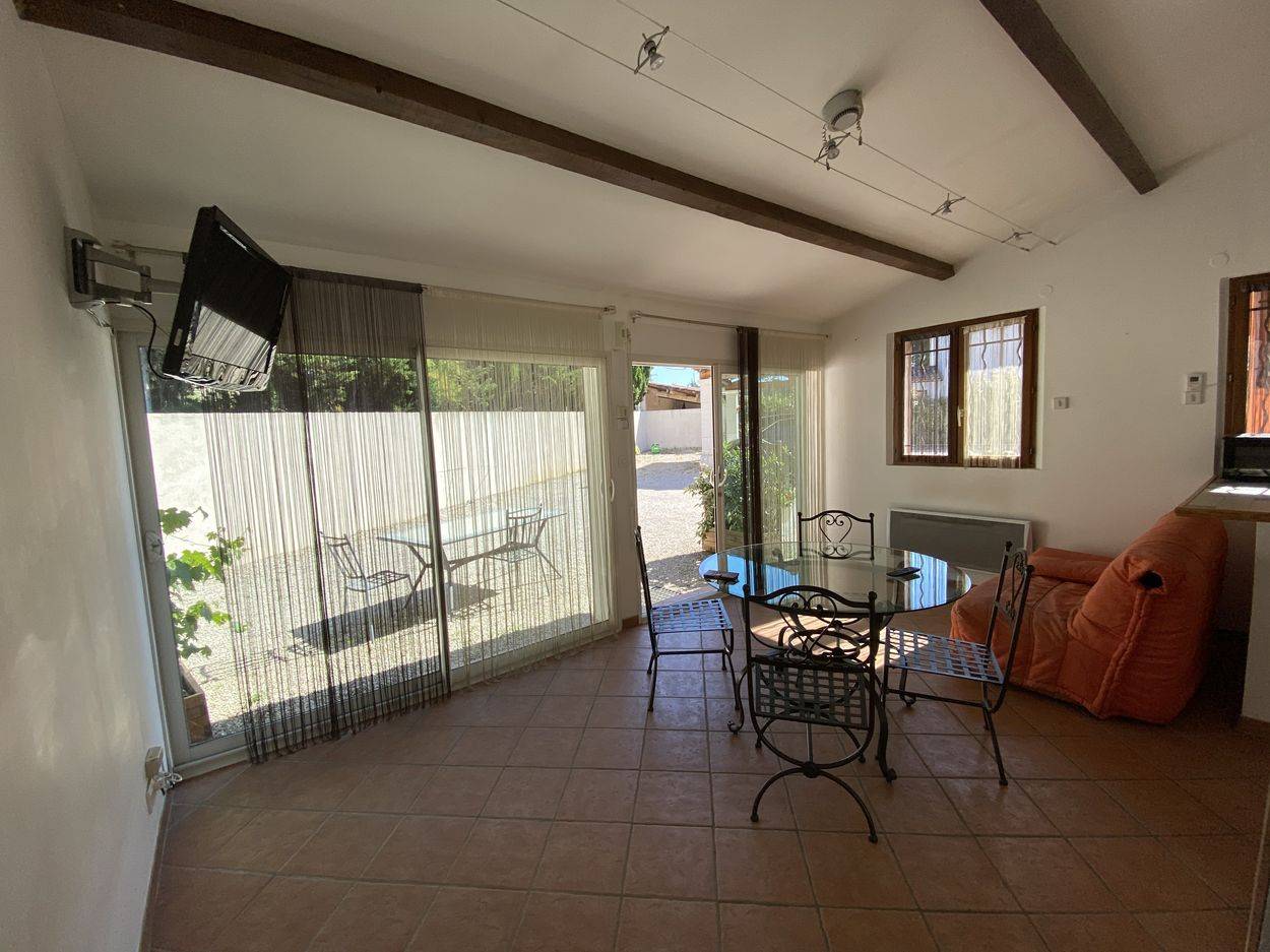 studio meublé à louer ventabren 13122