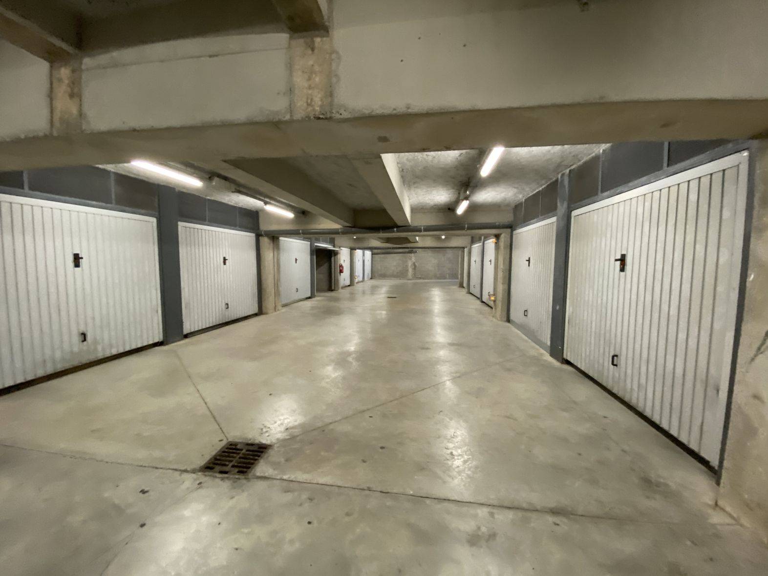 appartement à vendre avec garage en sous-sol et ascenseur 13