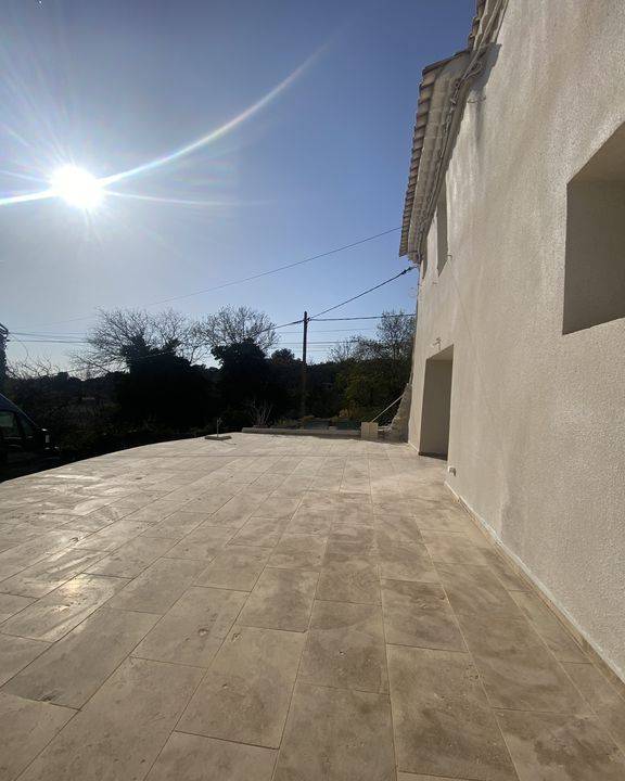 maison de village en cours de travaux disponible à ventabren état neuf