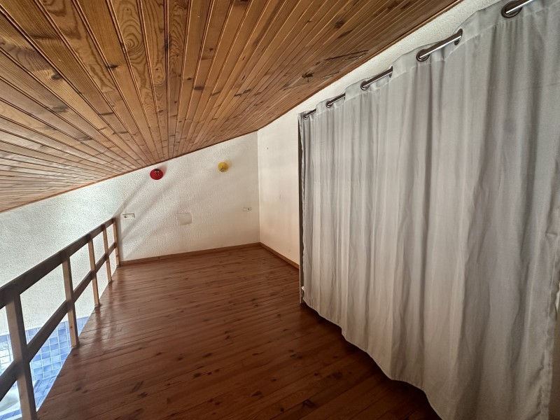 Studio avec mezzanine exposé Ouest quartier st henri Marseille proche des axes autoroutiers