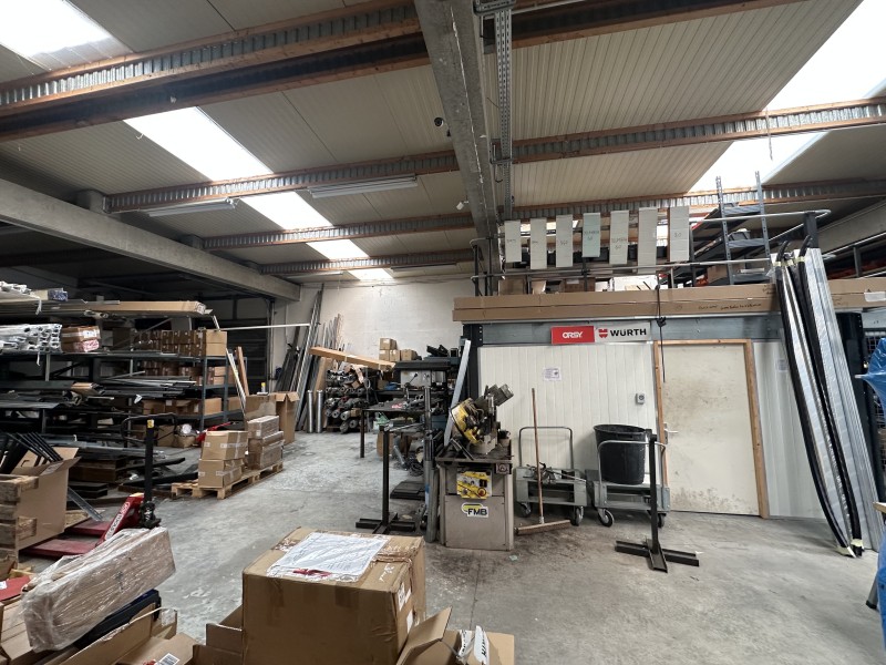 locaux d'activités en location disponible prochainement à velaux dans le parc d'activités de la verdière