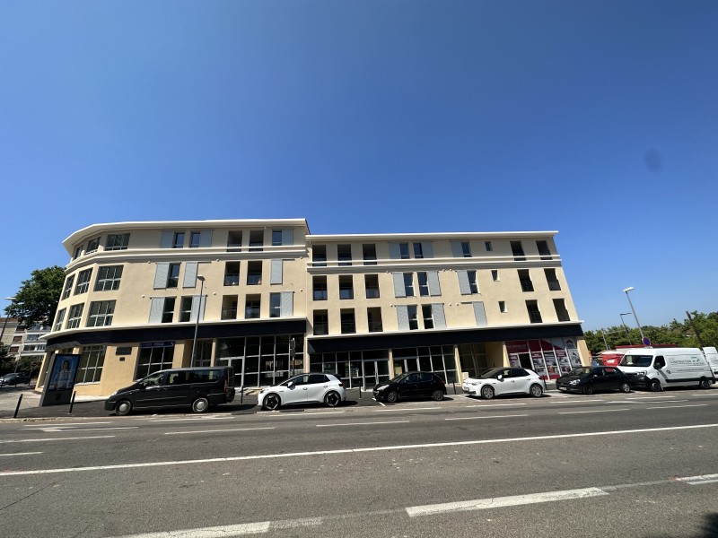 Appartement T2 neuf  disponible à la location Pont de l'Arc Aix en provence 13090