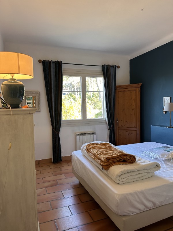 maison meublée à louer à ventabren 13122 proche des commerces et bus