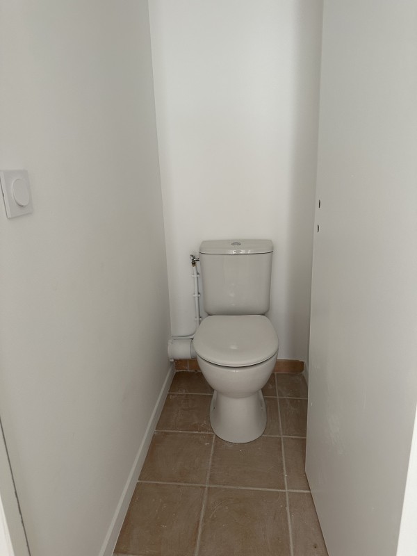 provelam vous présente un appartement T2 meublé à rognac les brets 13340 