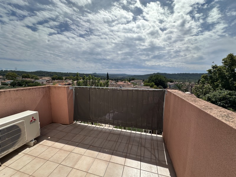 appartement T2 en vente à coudoux avec terrasse climatisation réversible