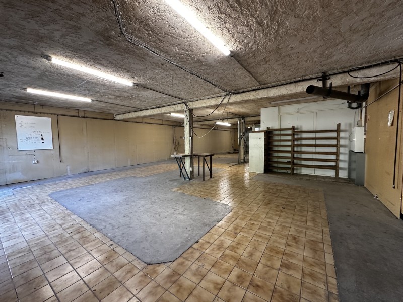 immeuble à vendre zone industrielle de rognac