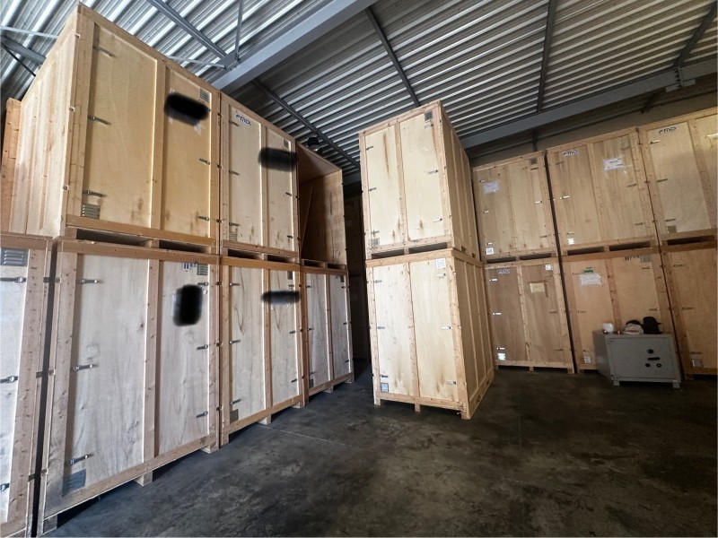 saint cannat vente d'un immeuble en partie loué bordure de RN7 visibilité première 13760 saint cannat