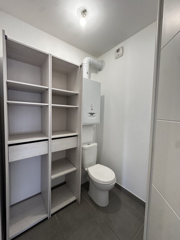 Appartement T3 à louer à Vitrolles avec place de parking en sous-sol