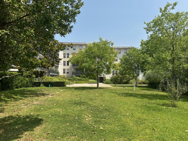 appartement T3 à louer meublé à aix en provence proche clinique AXIUM