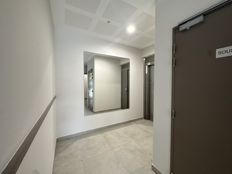 provelam vous propose de louer un appartement T2 à aix en provence au pont de l'arc 13090
